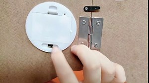 Agusbagli 40 LED Halloween Flashing Spooky Eyes Lights, 20" Battery Operated Halloween Window Lights with 2 Glowing Modes Foldable Design Hanging Light Up Eyes for Halloween Indoor Outdoor Decorations