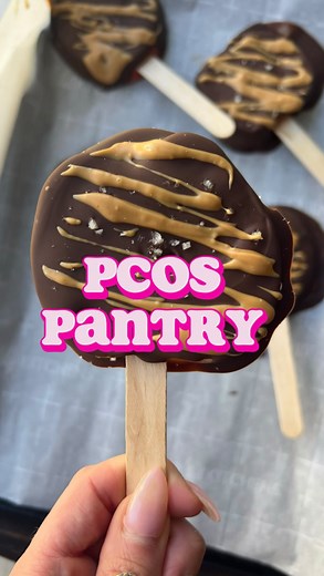 27K views · 416 reactions | A delicious PCOS approved dessert that won’t piss off your symptoms  Can I get an amen??  ~300 calories, 15 G fiber, 4 G protein, 40 G carbs, 22 G fat #pcos #pcosfood #pcosdiet #pcosnutrition #pcosmeals | The Women's Dietitian | Facebook