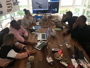 1.7K views · 32 reactions | <3 <3 <3 Sind Sean Cheesman (Co-Creative Director & Head of Choreography), seine Assistentin Caroline Torti, und Emmanuel „Manu“ Guillaume vom Cirque Éloize (Co-Creative Director) „in the house“, geht‘s für die nächste * Art on Ice * show definitiv in die Details (y) und entsprechend raucht‘s in den Meetings mit unserem CEO Oliver Höner und unserer Produzentin und Production Managerin Marcella Reiser :) :) | Art on Ice | Facebook