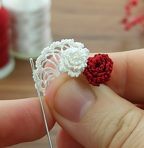 Very easy needlework miniature rose making #needlelace #needlework #needle #crochet | Nurgül İle El Sanatları