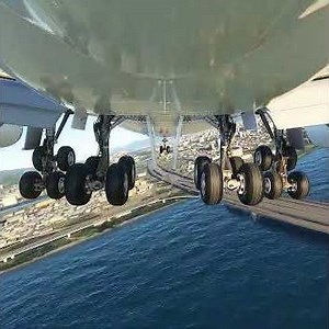 Plane Emergency Landing #avaition #airplane