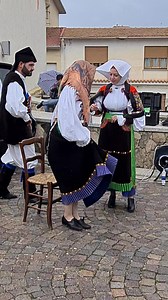 Tradizioni ( Atzara ) Autunno in Barbagia #Atzara #Sardegna #autunnoinbarbagia2022 #tradizioni #costumitradizionali #tradizionipopolari #abitotradizionale | Sardegna Che Passione