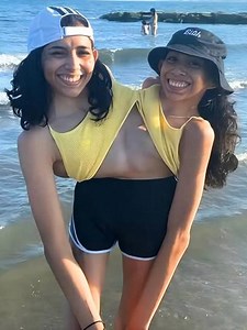 Conjoined twins with unique orientations, while one has found love and a boyfriend, the other remains single! 💕😲 Their extraordinary story and photos have left everyone speechless. 👀 Curious to see their inspiring journey? 👉👉 Check the top comment for the full story and stunning photos! ⬇️⬇️⬇️ | Love Animals