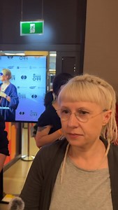 Pytaliśmy gości gali #scriptPRO i uczestników @mastercardoffcamerafestival - teraz pytamy Was Czy scenariusz w filmie jest najważniejszy? _______________________ @mastercardoffcamerafestival @zaiks._ @sfp_org_pl @wfdif.chelmska21 @35mm.online @pisf_pl Fundacja Kyoto - Kraków | Wajda School & Studio