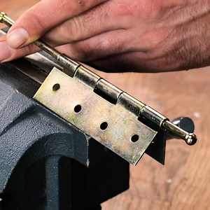 Quick and simple DIY door hinge solution! 🔧🚪 | Handy Dandy