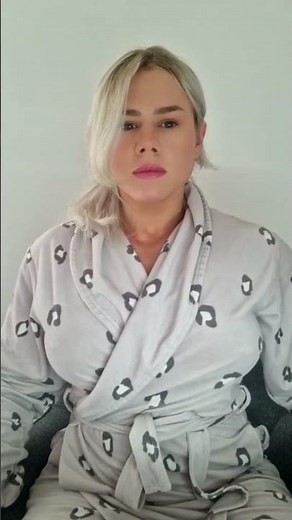 BERNİ BERNADETTA PEC FLEX VİDEO #pecbounce #pecs #musclegirl