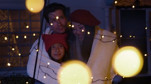 Fairybell - Flagpole LED Christmas Tree - Outdoor Christmas Decorations - Warm White - 900 LED Tree - 20ft - Suitable for Existing Flagpoles