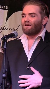 "Every time the conversation turns to sex or a bad date or a romantic movie, you imagine him beside you..." - Sean Patrick Mulroy performing sex dream in which Tu'er Shen's a no-show You can have conversations about the aforementioned topics too with Sean at his upcoming multi-week Febraury workshop! It starts on the 7th, so reserve your spot before they're all bought up! ❤️‍🩹 https://buttonpoetry.com/product/button-university-sean-patrick-mulroy-workshop/ | Button Poetry