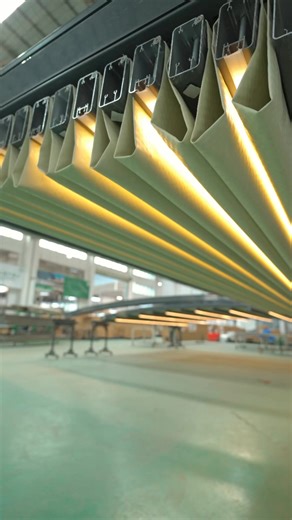 3.1K views · 4K reactions | A sun room that you don't want to leave after experiencing. Electric opening. With LED lamp#awning #retractable #awning #pergola #gazebo #blinds #sunroom #outdoor #sunshade #gardendesign #roof #fullcassette #pavilion | Davis Sunshade Structure System-Electric Awning | Facebook