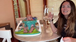 Breast Milk Storage Tower Freezer Storage Organizer, Clear Acrylic Feed Baby Breastmilk Storage Bags Containers for Fridge, Reusable Breastfeeding Accessories, Holds Up to 56 Oz Milkies