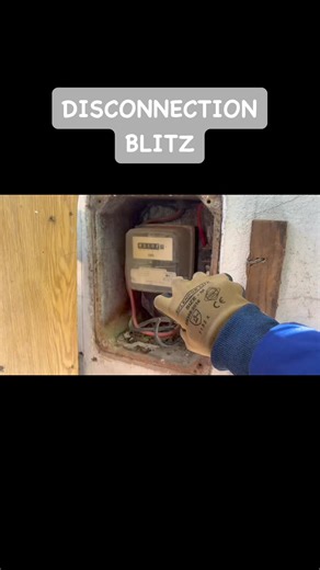 2.8K views | Disconnected the loop cable on the meter. #payyournmbaccount#nmbmsiyadiskonnekta#nmbhaaluitenwys#LeaveNoOneBehind#BuildingTheEasternCapeWeWant | Nelson Mandela Bay Municipality | Facebook