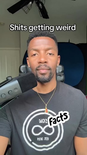 DECLASSIFIED DISASTERS The U.S. nearly nuked itself. People were infected on purpose. And most never made the news. Let’s talk receipts. 👀📜 Goldsboro, NC (1961) A U.S. B-52 bomber broke up mid-air, dropping two hydrogen bombs. One bomb armed itself mid-fall. Only one low-voltage safety switch prevented a nuclear explosion. 💣 Each bomb had a 3.8 megaton yield—250x more powerful than Hiroshima. 🗓 Declassified: 2013 (via FOIA, National Security Archive) 📚 Source: Command & Control by Eric Schl