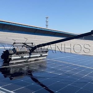 [Hot Item] Handheld Solar Panel Cleaning Machine for PV Systems