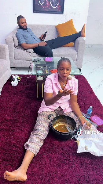 How my pregnant wife eats #howmypregnantwifeeats #pregnantwifeeating #pregnantwomeneating