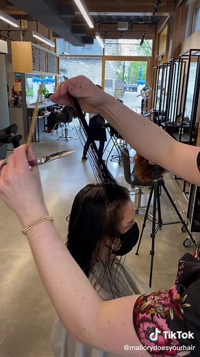 Mallory | Hairstylist on TikTok