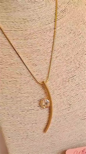 😍 Línea accesorios Fundición Manual con baño de 4 milésimos de oro! 𝑪𝒐𝒍𝒍𝒂𝒓 𝒅𝒆 $35,90 - 20% 𝒆𝒏 $28,72 𝑨𝒓𝒆𝒕𝒆 𝒅𝒆 $22,90 - 20% 𝒆𝒏 $18,32 𝑨𝒏𝒊𝒍𝒍𝒐 𝒅𝒆 $29,90 - 20% 𝒆𝒏 $23,92 Piezas trabajadas manualmente haciendo el diferente en cada detalle! Local en Quito, envíos a todos el Ecuador! 🚚 📲¡Contáctanos para solicitar más opciones! 📞02.2551396 📱099.830.2335 📱099.069.3322 | Vitta Brasil - Zapatos Brasileros