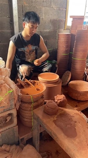1.7M views · 14K reactions | The beautiful traditional art of clay pottery | Sehar Khan | Facebook