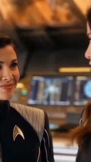 VertyTV: CAPT. LENA MOAR "CAMELTOE"