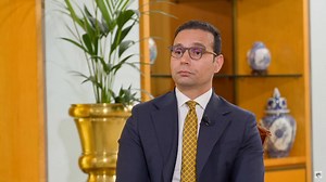 📌شاهد: ✅رئيس الجمهورية السيد "عبد المجيد تبون": "الجزائر ملتزمة بدعم الشباب الإفريقي من أصحاب المؤسسات الناشئة". ✅President Abdelmajid Tebboune: “Algeria is committed to supporting African youth entrepreneurs and startup founders.” رئاسة الجمهورية الجزائرية مصالح الوزير الأول-الجزائر Moustafa Hidaoui مصطفى حيداوي وزارة الشؤون الخارجية - الجزائر / MFA - Algeria Ministry of Knowledge Economy and Startups African Union Intra-African Trade Fair - IATF | وزارة الشباب