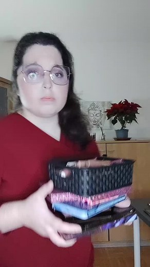 Exploring a Stylish Makeup Case and Its Treasures