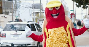 Cleveland, TN is Home of the Hot Slaw!!! 🤩🌶 The second annual Hot Slaw Festival is set for Saturday, April 1 in Downtown Cleveland, TN! Hot slaw is a unique side dish or topping not familiar on most menus…UNLESS you are in Cleveland, Tennessee. The mustard, mayo, secret sauce concoction is famous in these parts and you'd be an April Fool to miss this food & arts festival! 🤩🎉 Festival activities include: 🎤 Live Bands Throughout the Day 🎨 Artist Vendor Booths 💃 Pop-up Street Performances 🧚