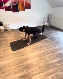 Your Monday morning reminder to stregnthen your glutes  Can you squeeze these exercises in inbetween eating your Easter eggs today?  | Katie Bell Physiotherapy & Wellness | Facebook