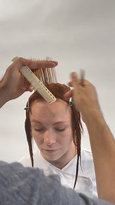 ✂️ Part 1 – Disconnected Long Hair by Cayom Cayom demonstrates how to cut disconnected long hair, focusing on precise body position, elevation, and hair direction for movement and shape. 💼 Join the TopOne team: enjoy free cutting & colour education (passion required!). More videos coming soon. 📞 Book: 0208 940 6111 | DM | Book online #DisconnectedLayers #LongHaircut #PrecisionCutting #CayomsWayEducation #TopOneSalon #RichmondHair #RichmondSalon #RichmondUK #LondonHairdresser #ChiswickHair #Twi