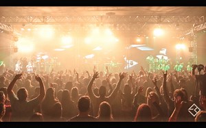 28K views · 706 reactions | Sobre o DVD EBO Experience, sinta essa VIBE! | EBO Live | Facebook