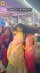 Dandiya aatalu aada.. Alisipoyi kurchuni poya 🥲😂 #TrendingReels #TeluguReels | Chai Bisket