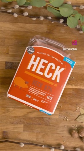 SAUSAGE, SPROUT & LEEK, CAULIFLOWER CHEESE 😍 Now THIS you need to make! Honestly - 10/10 Ingredients 👇🏻 •HECK! de skinned •1bsp butter •1 leek, finely sliced •400g sprouts, halved •1tsp fennel seeds •1 bay leaf •2 tbsp plain flour • ½ Nutmeg •220ml whole milk •Whole cauliflower, cut into small florets • Mature cheddar 250g • 1 large tsp whograin mustard Method 👇🏻 1. Pre heat oven to 200 degrees. 2. ⁠De skin and cut sausages into small pieces and fry in a big oven proof pan/dish 3. ⁠break up