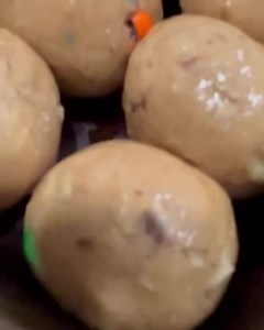 Who loves Monster Balls! Full of protein and low in calories and carbs. These are an amazing yummy snack to have on the go! | SoulFire Nutrition | Facebook