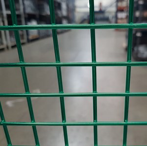 [Hot Item] PVC Coated Gal Welded Mesh Sheets