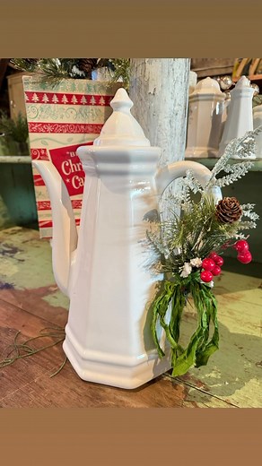 Burlap & Roses at Crooked Hedge Farm on Reels