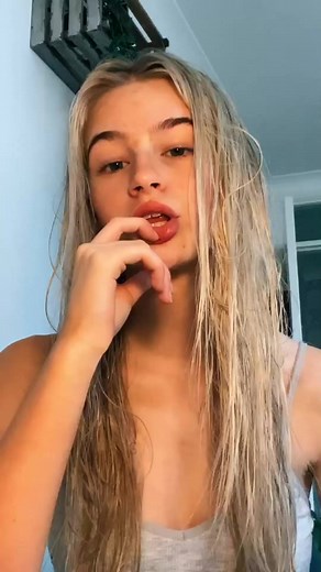 How’s quarantine going for everyone？ 🦋 #houseoftiktok #boredvibes #fyp #foryou #outfit #dress #grwm #OOTD #hairstyle #trending #viral #reel #reels | Holly Jai