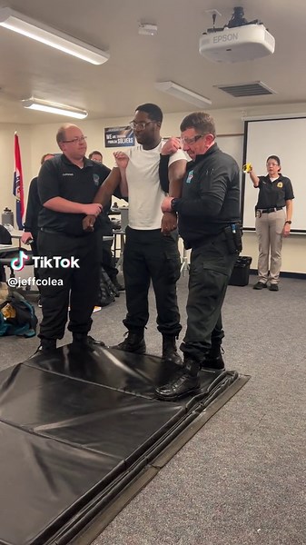 Mazi Aberry Taser Fails Compilation