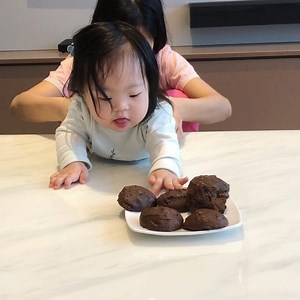 2.6K views · 98 reactions | Found this video in my phone.  #captionthis #smilebeforeyousleep #cookieislife #downsyndromerocks | toytinkr | Facebook