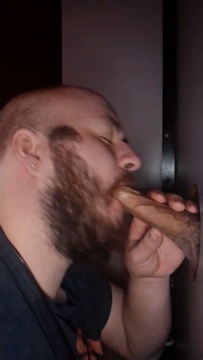 RT @suckaholic69: Love sucking #anonymous cock at the adult arcade #gloryhole 😋 #cocksucker #suckaholic #cruising #gayexhibition #fcf #bear…