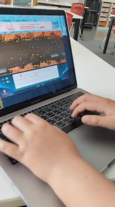 13 reactions | How fast can you type? #Solomon | Solomon อ้ายม่อน | Facebook