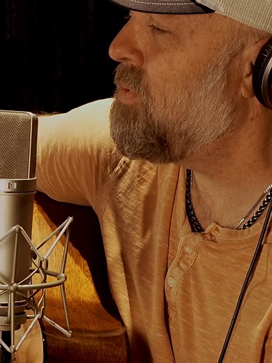 In The Garden - A Heartfelt Country Gospel Experience