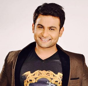 Sanket Bhosale Height, Age, Girlfriend, Wife, Family, Biography & More » StarsUnfolded