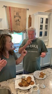 347K views · 5.8K reactions | Simple. Tasty. Hot. Crispy. Summery yumminess! I fried up Some fresh green tomatoes and also thawed out some from the freezer to show how well they cook up. Check out our demo on how to freeze them too! #thehoneybeehill #familyiswhoyoumakeit #southernliving #friedgreentomato | The Honey Bee Hill | Facebook