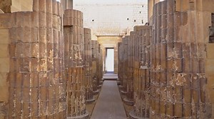 Temple Near Pyramid Djoser Djeser Zoser Arkivvideomateriale (100 % royaltyfritt) 1047287896 | Shutterstock