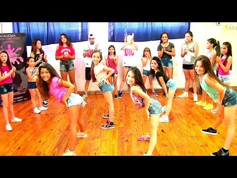 Chapiadora KIDS - Reggaeton by Dance is convey (HD)