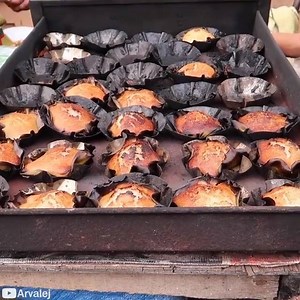 58K views · 79 reactions | Bibingka or rice cake is a famous delicious delicacy in Cebu, Philippines. Credit Arvalej - youtube.com/watch?v=Zb8wwIufaFg | Gaza FM Magazine | Facebook