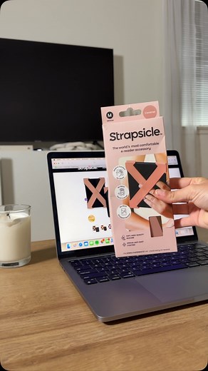 say goodbye to pop socket hand 😅 #kindle #kindlegirlie #kindleaccessories #kindlestrap #kindletok #acotar #booktok #spicybooktok #spicyfantasy #couplegoals #couplehumor #relationship #boyfriendgoals #boyfriend #relationshipgoals #relationshiphumor #tog #amazonkindle #kindlepopsocket #enemiestolovers #strapsicle | Strapsicle Shop