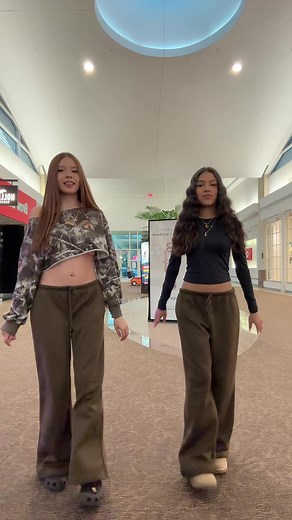 @𝐜𝐚𝐭𝐡𝐞𝐫𝐢𝐧𝐞. #xyzbca #dance#collab#fyp