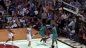 74 reactions · 31 shares | Larry Johnson dunk on Cliff Robinson | OldSkool Basketball #23 | Facebook