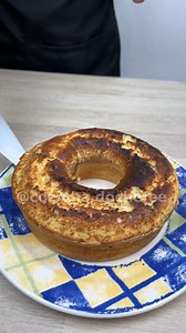 With only a few ingredients you can make this amazing cake! | Homemade and Natural Recipes