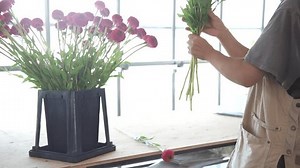 Woman Working On Shipping Flowers Stock Footage Video (100% Royalty-free) 3963966199 | Shutterstock
