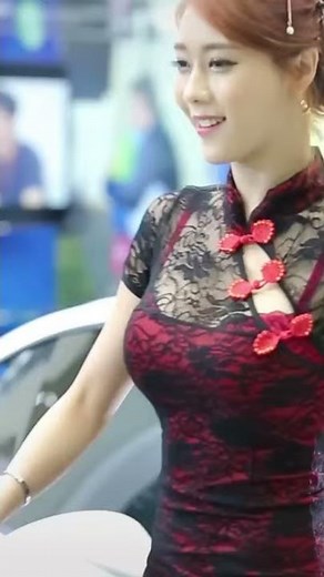 Cute asian girl | car show model